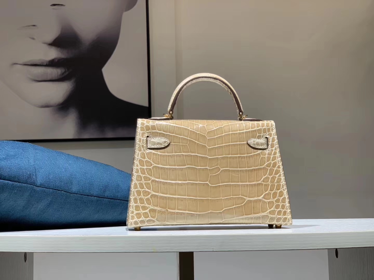 Hermès（爱马仕）mini kelly二代 鳄鱼皮 杏色 湖泊黄 黑色 现货