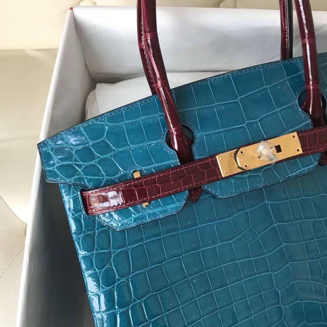 Hermès(爱马仕)Birkin 亮面鳄鱼 7W 伊兹密尔蓝 F5 勃艮第酒红 金扣 马蹄印 30cm-拉尔森鳄鱼皮具定制 - 爱马仕包包官网 Hermès(爱马仕)Birkin 亮面鳄鱼 7W 伊兹密尔蓝 F5 勃艮第酒红 金扣 马蹄印 30cm