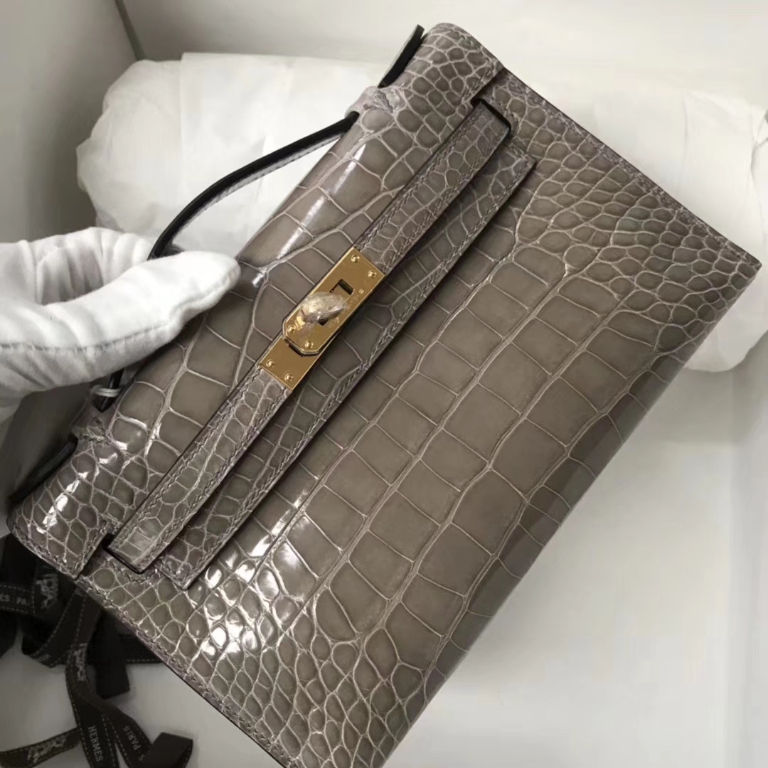 Hermès（爱马仕）Minikelly pochette 亮面鳄鱼 ck81 斑鸠灰 Gris T 金扣 22cm 手拿包