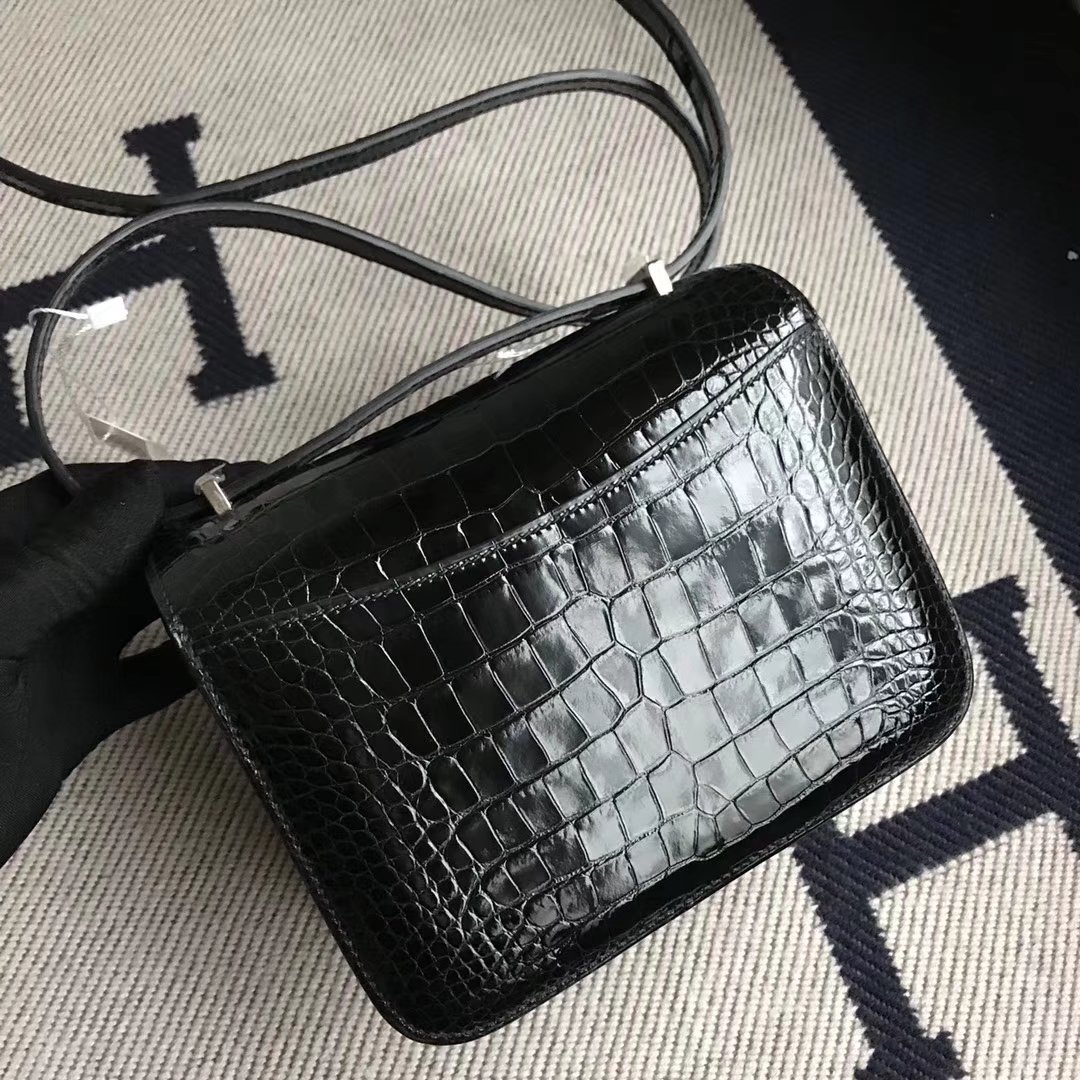Hermès（爱马仕）Constance 亮面框框鳄鱼 ck89黑色 顶级工艺 蜡线全手工 银扣 19cm