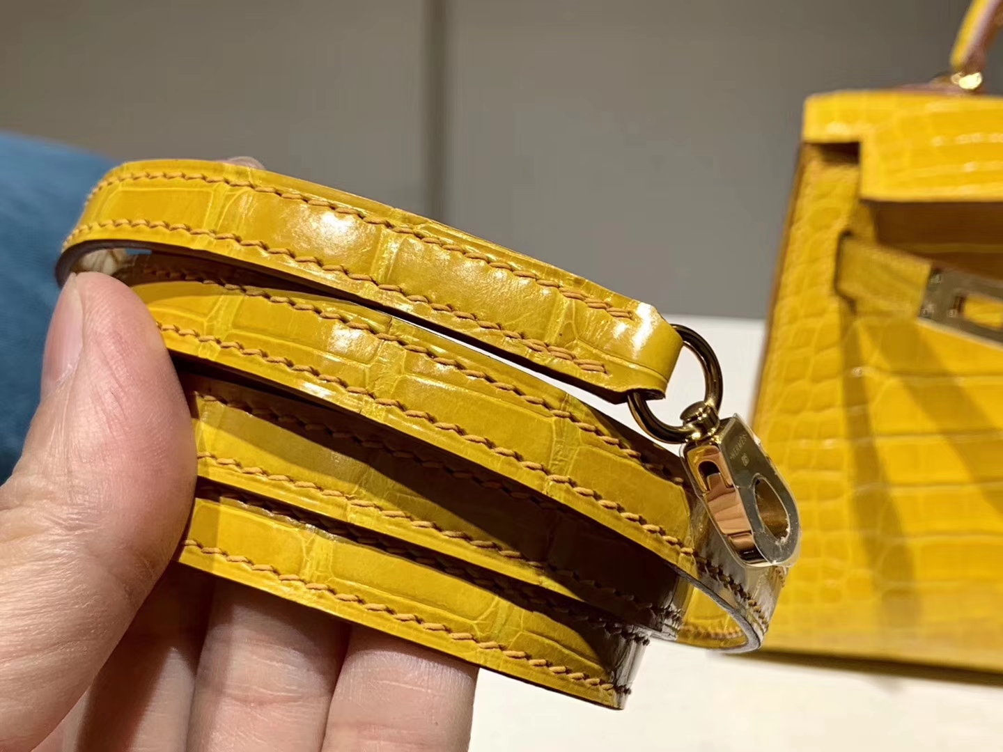Hermès（爱马仕）mini kelly二代 鳄鱼皮 9D 琥珀黄 现货