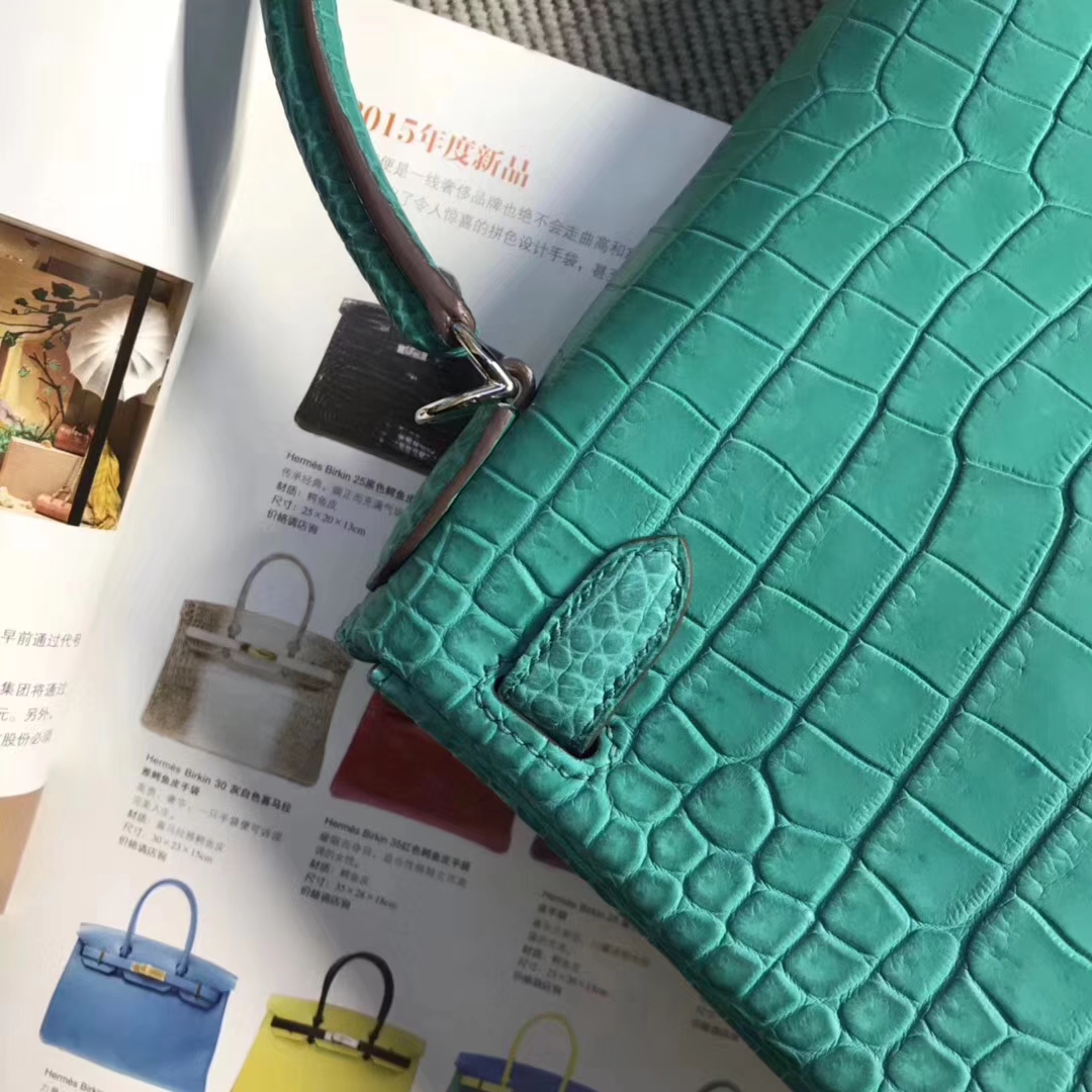 Hermès（爱马仕）Kelly 凯莉包 雾面湾鳄倒V 孔雀蓝 稀少野生鳄鱼 28cm