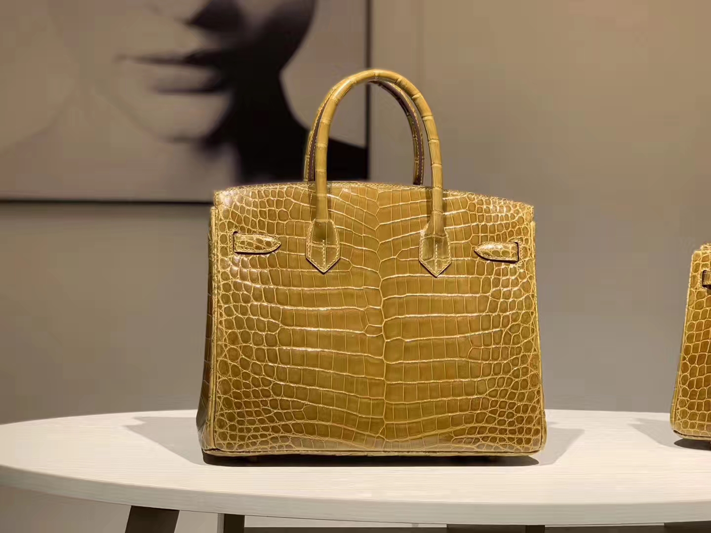 Hermès(爱马仕)Brikin铂金包 鳄鱼皮 姜皮黄 25cm 现货-拉尔森鳄鱼皮具定制 - 爱马仕包包官网 Hermès(爱马仕)Brikin铂金包 鳄鱼皮 姜皮黄 25cm 现货