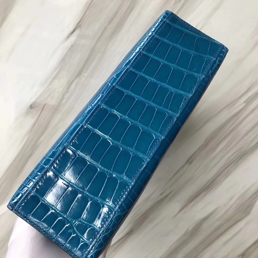 Hermès（爱马仕） Minikelly pochette Alligator shiny 亮面鳄鱼 7W 伊兹密尔蓝 银扣 手拿包 晚宴包 22cm