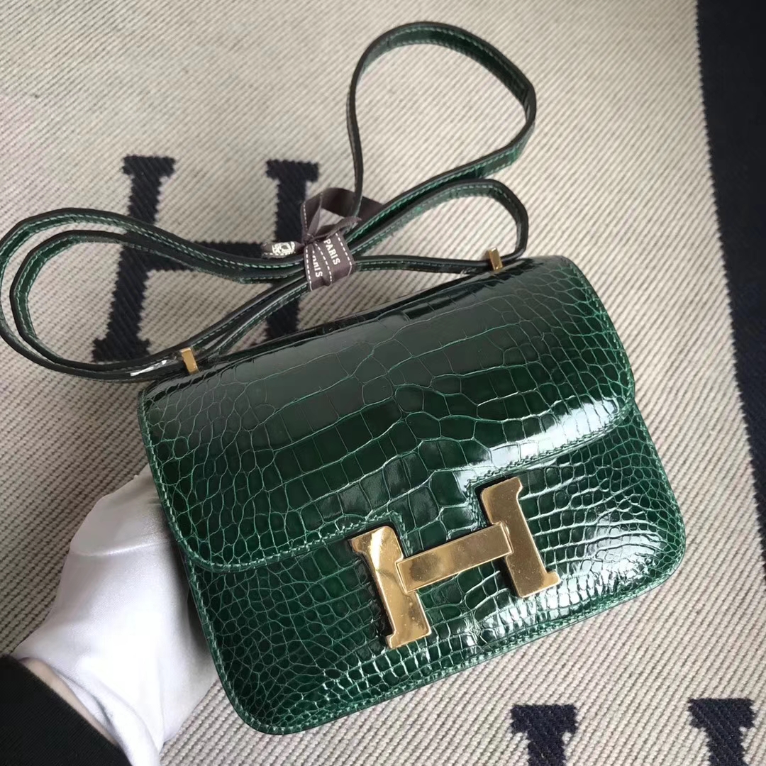 Hermès（爱马仕）Constance空姐包 Alligator shiny 亮面鳄鱼  ck67 祖母绿 金扣 顶级现货 18cm