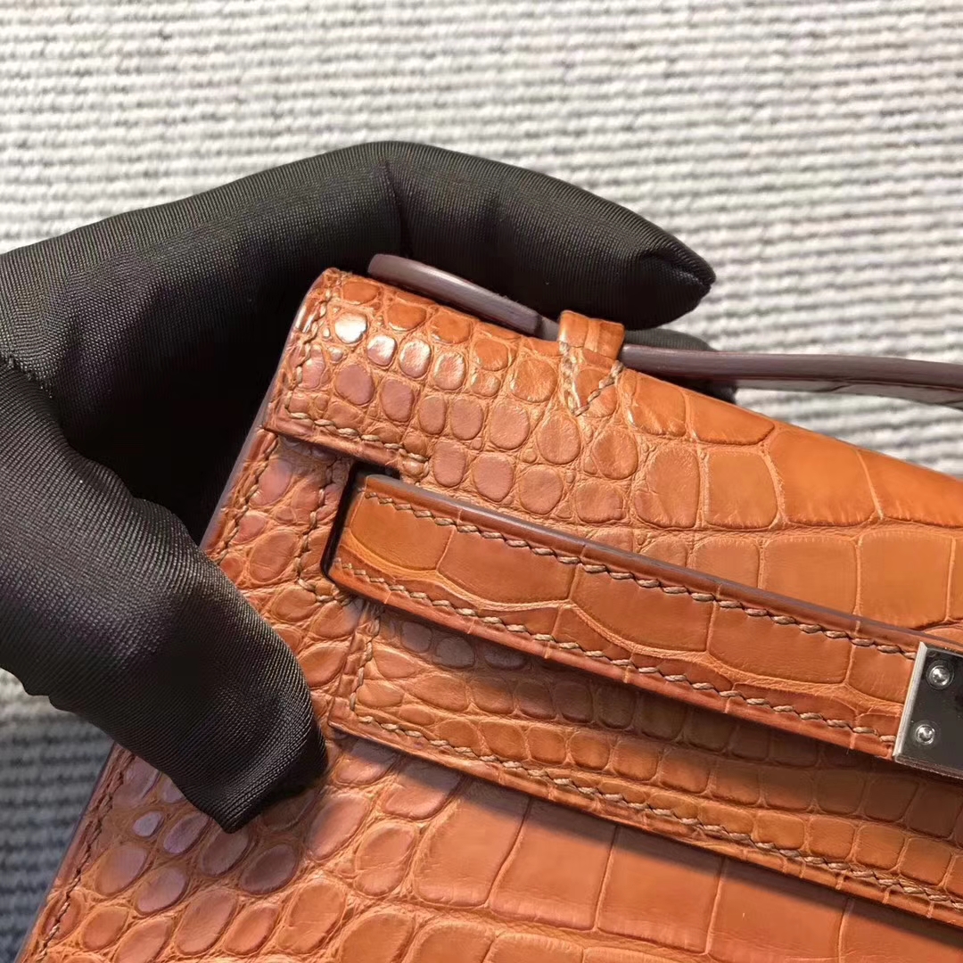 Hermès（爱马仕）迷你凯莉包 mini kelly 极品南瓜橙 美洲雾面鳄鱼 现货 22cm