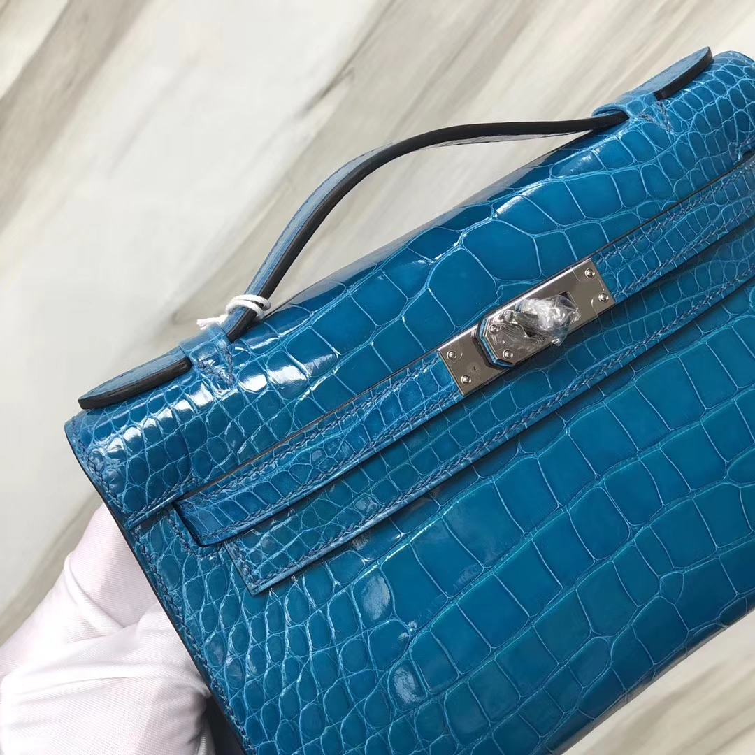 Hermès(爱马仕) Minikelly pochette Alligator shiny 亮面鳄鱼 7W 伊兹密尔蓝 银扣 手拿包 晚宴包 22cm-拉尔森鳄鱼皮具定制 - 爱马仕包包官网 Hermès(爱马仕) Minikelly pochette Alligator shiny 亮面鳄鱼 7W 伊兹密尔蓝 银扣 手拿包 晚宴包 22cm