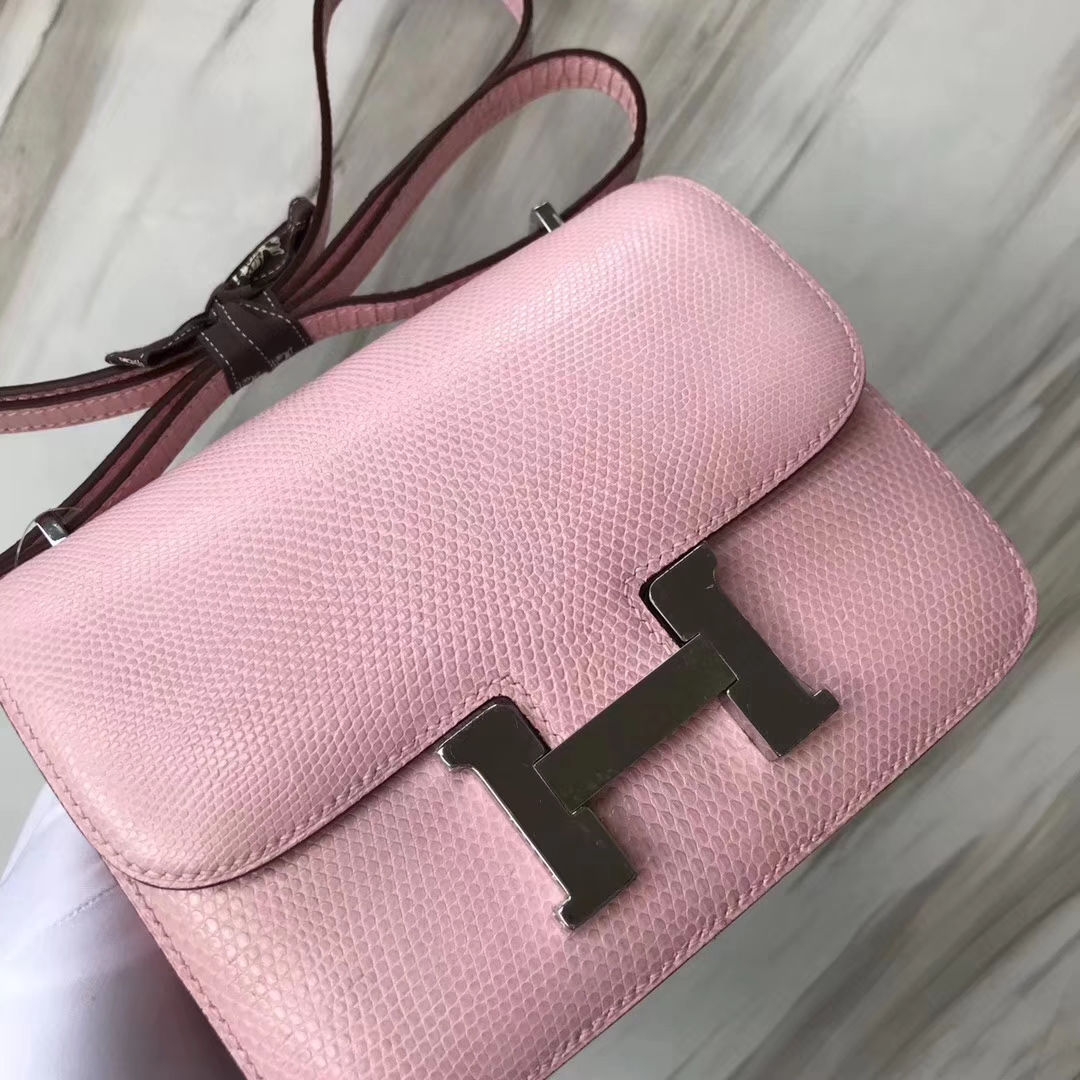 Hermès(爱马仕)Constance空姐包 Lizard 进口亮面蜥蜴 芭比粉 银扣 18cm-拉尔森鳄鱼皮具定制 - 爱马仕包包官网 Hermès(爱马仕)Constance空姐包 Lizard 进口亮面蜥蜴 芭比粉 银扣 18cm