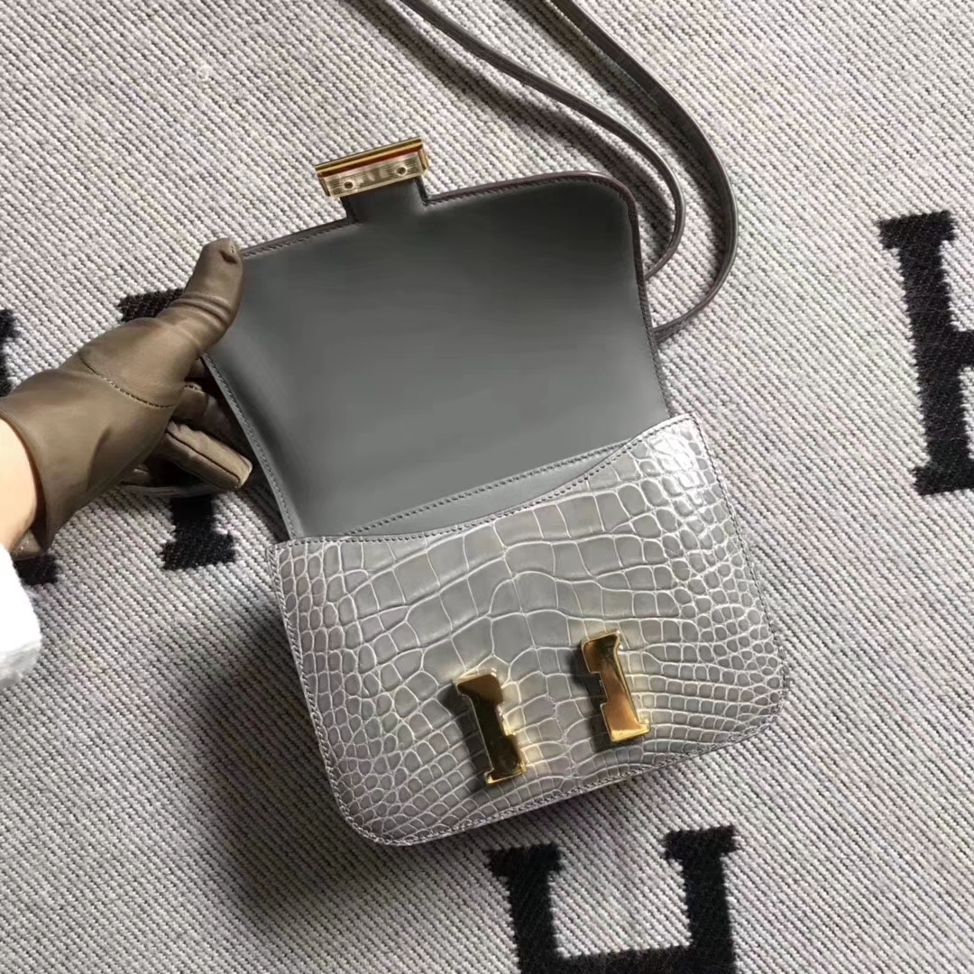 Hermès（爱马仕）空姐包 斑鸠灰 美洲鳄 金扣 现货 19cm