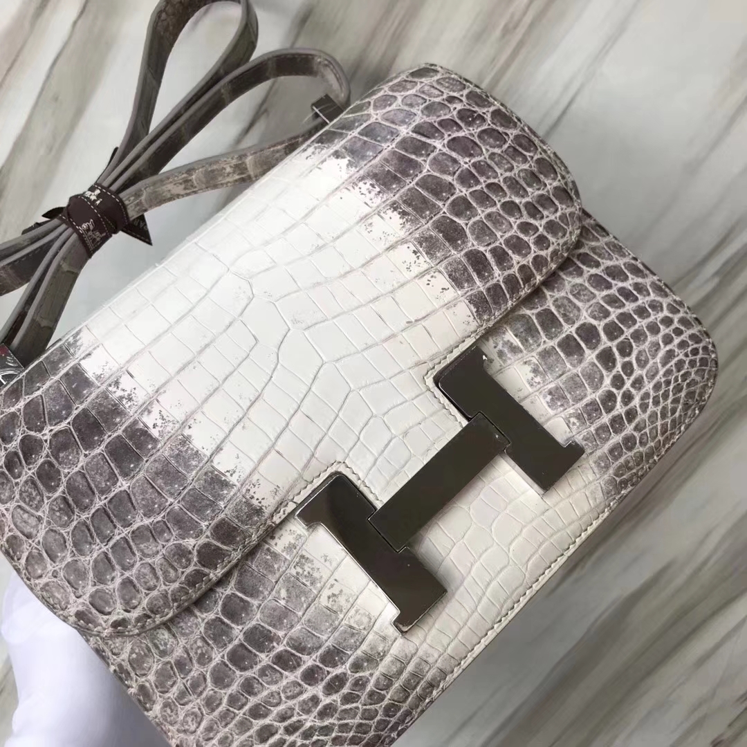 Hermès(爱马仕)Constance空姐包 Himalaya 喜马拉雅 银扣 包中皇后 品相完美 顶级现货 24cm-拉尔森鳄鱼皮具定制 - 爱马仕包包官网 Hermès(爱马仕)Constance空姐包 Himalaya 喜马拉雅 银扣 包中皇后 品相完美 顶级现货 24cm