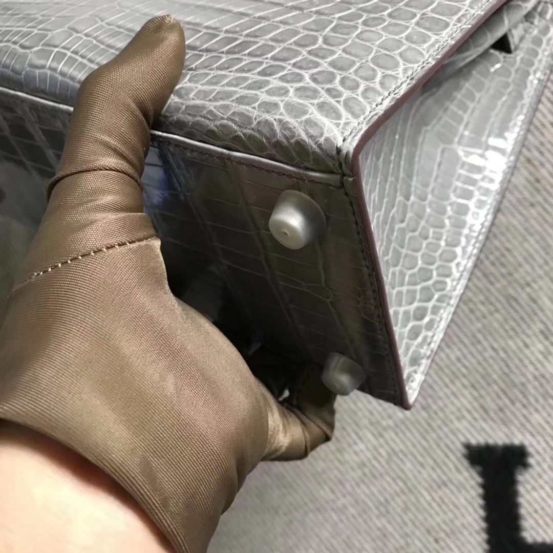 Hermès（爱马仕）Kelly凯莉包 斑鸠灰 银扣 尼罗鳄 现货 25cm