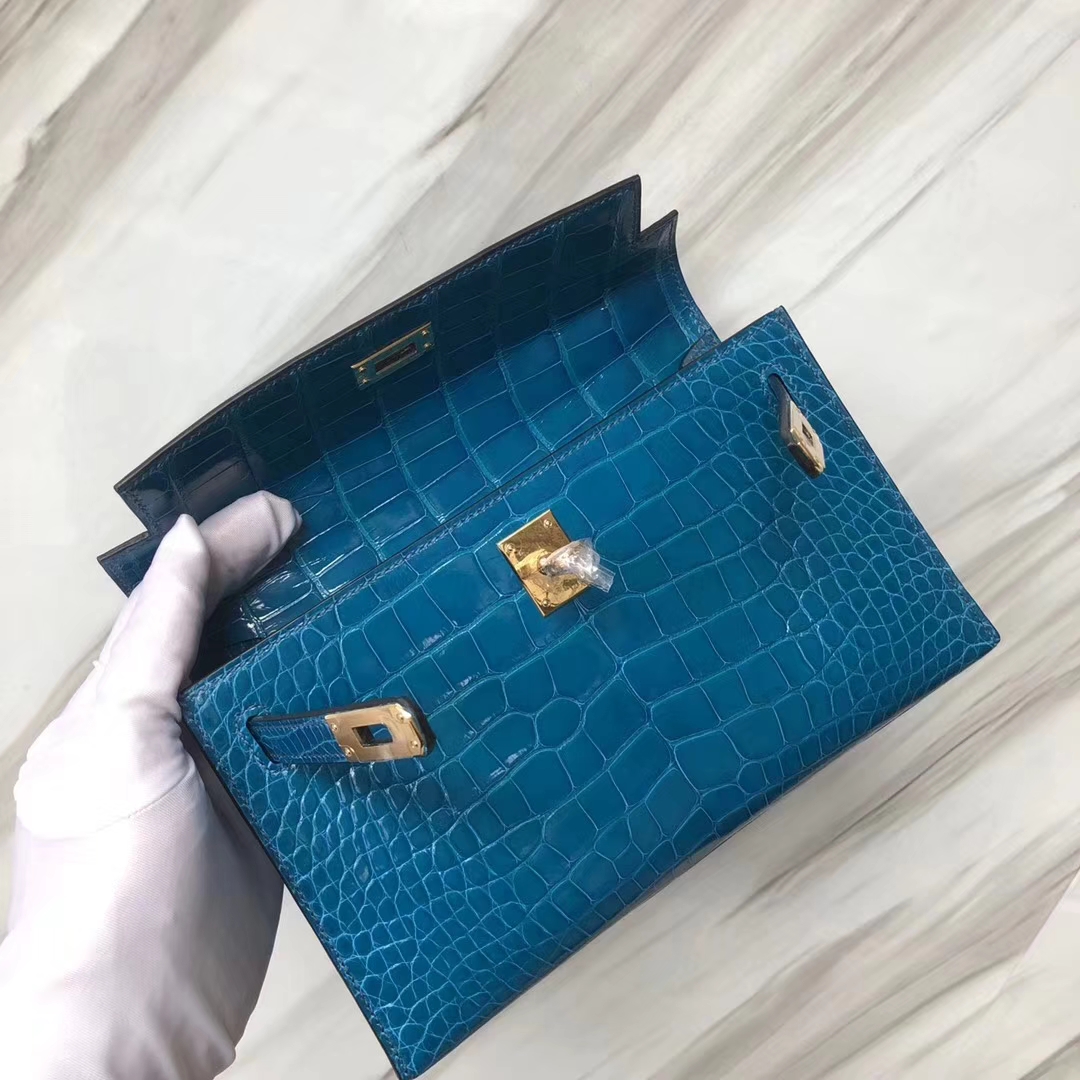 Hermès（爱马仕） Minikelly pochette Alligator shiny 亮面鳄鱼 7W 伊兹密尔蓝 Blue izmir 金扣 手拿包 晚宴包 22cm