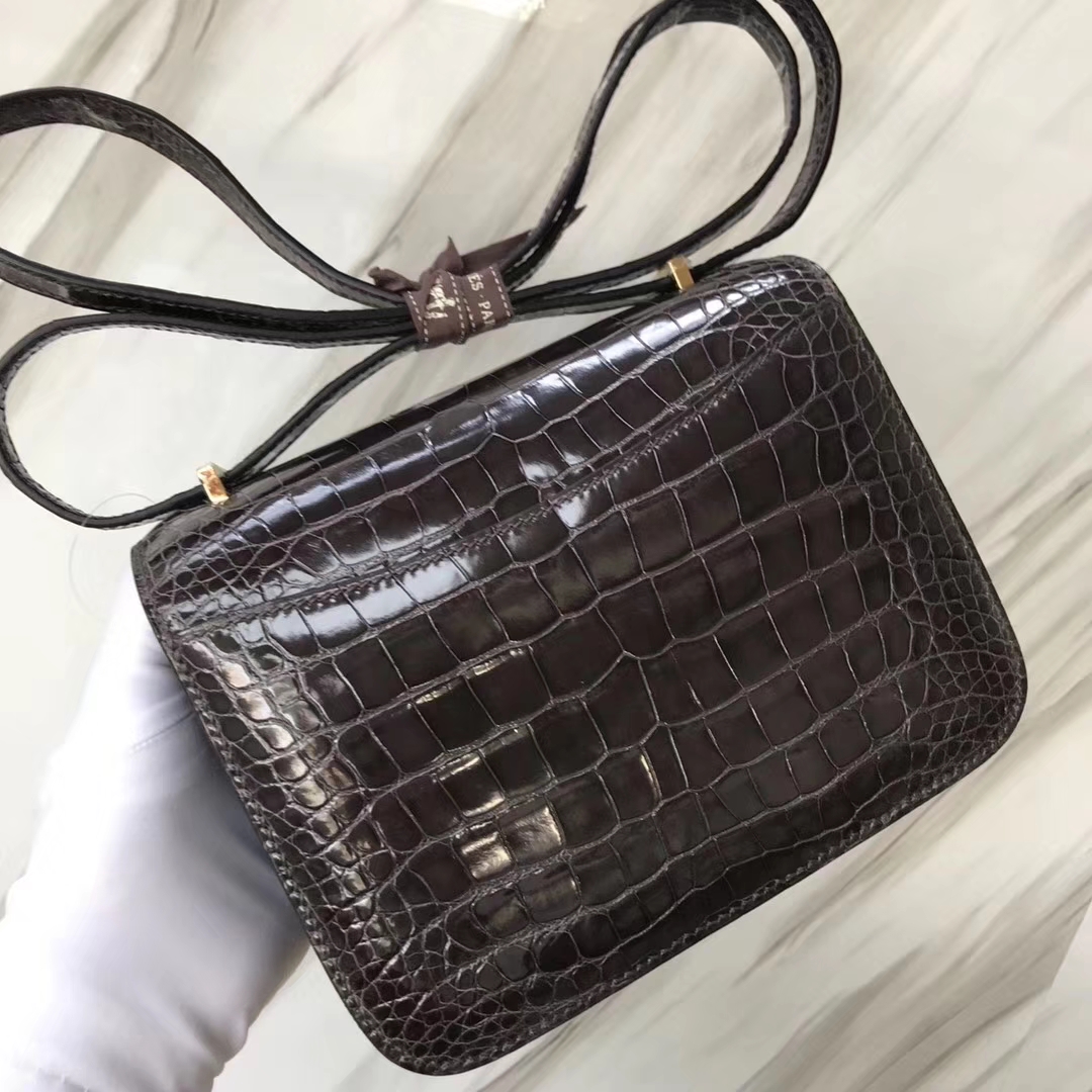 Hermès（爱马仕）Constance Alligator shiny 亮面鳄鱼 ck88 石墨灰 金扣 18cm 顶级现货