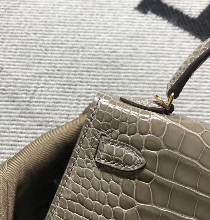 Hermès（爱马仕）minikelly 亮面鳄鱼皮 大象灰 金扣 2代
