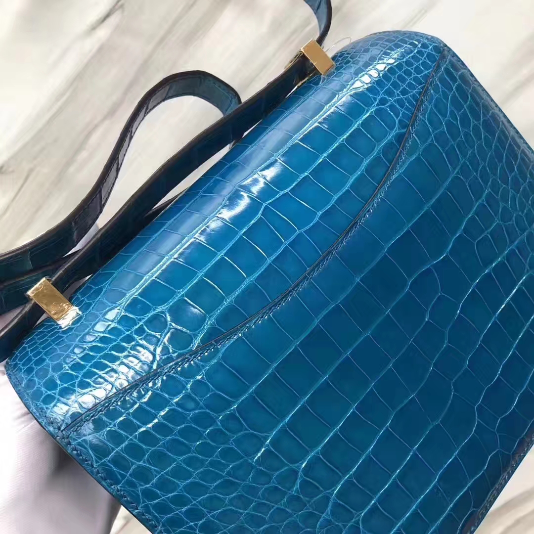Hermès（爱马仕）Constance空姐包 亮面鳄鱼 7W 伊兹密尔蓝 Blue izmir 金扣 现货24cm