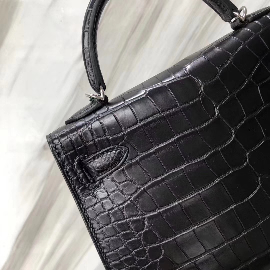 Hermès（爱马仕）Minikelly ll Alligator matt 雾面鳄鱼 ck89 黑色 银扣 超美现货