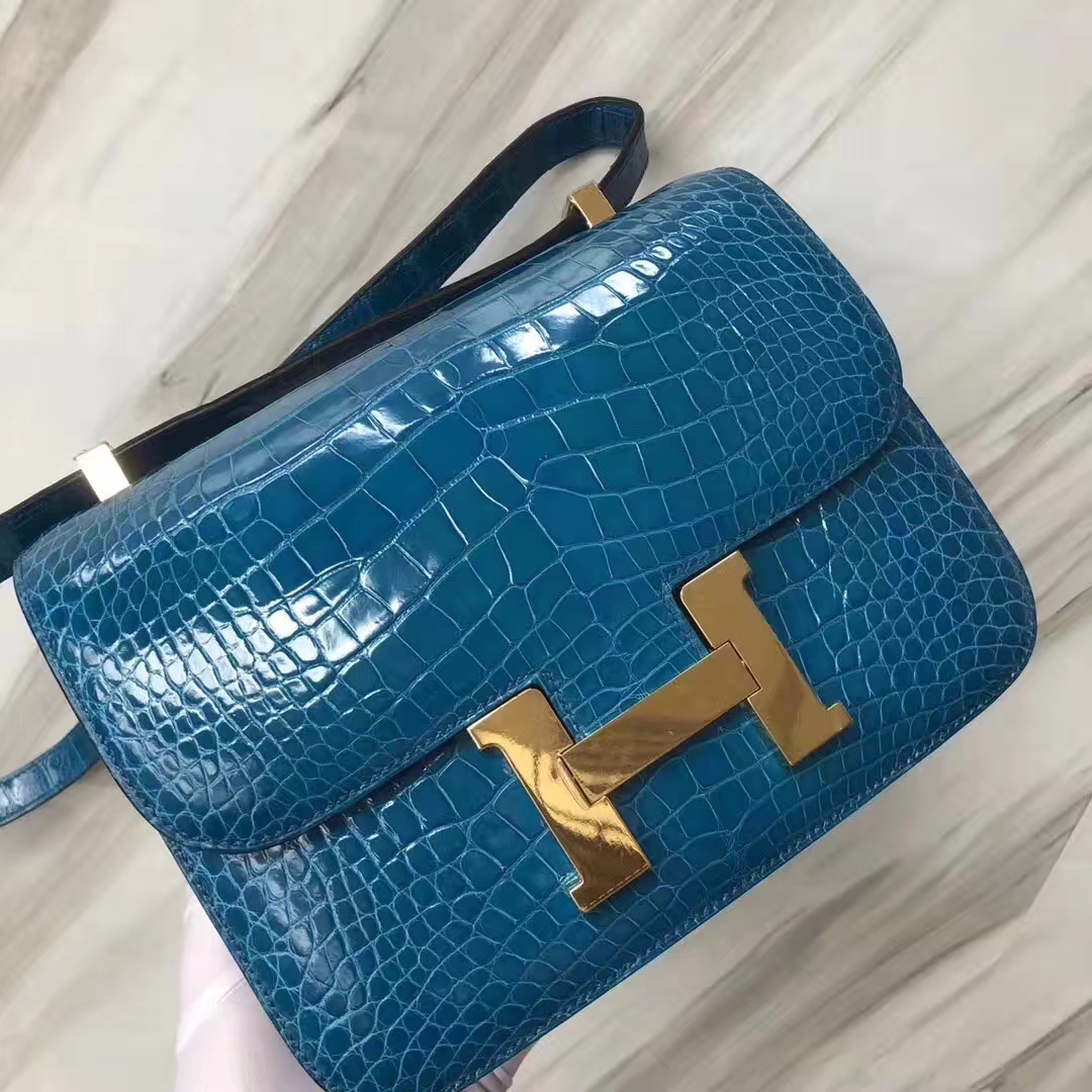 Hermès（爱马仕）Constance空姐包 亮面鳄鱼 7W 伊兹密尔蓝 Blue izmir 金扣 现货24cm
