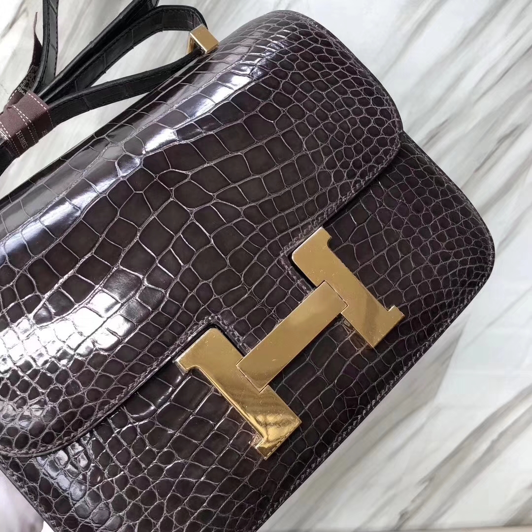 Hermès(爱马仕)Constance24cm Alligator shiny 亮面鳄鱼 ck88 石墨灰 金扣 现货-拉尔森鳄鱼皮具定制 - 爱马仕包包官网 Hermès(爱马仕)Constance24cm Alligator shiny 亮面鳄鱼 ck88 石墨灰 金扣 现货