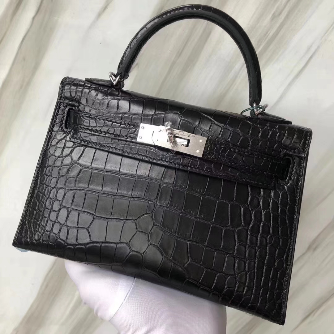 Hermès（爱马仕）Minikelly ll Alligator matt 雾面鳄鱼 ck89 黑色 银扣 超美现货