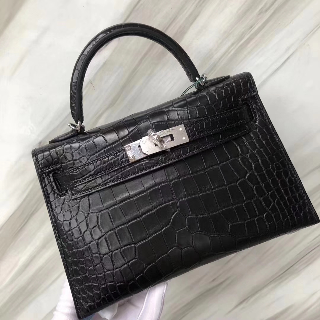 Hermès（爱马仕）Minikelly ll Alligator matt 雾面鳄鱼 ck89 黑色 银扣 超美现货