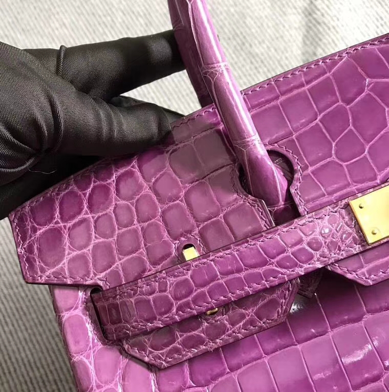 Hermès（爱马仕）Birkin铂金包 亮面鳄鱼皮 薰衣草紫 金扣 30cm