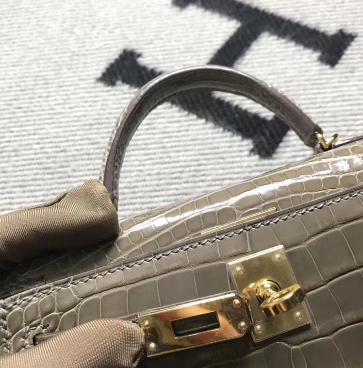 Hermès（爱马仕）minikelly 亮面鳄鱼皮 大象灰 金扣 2代
