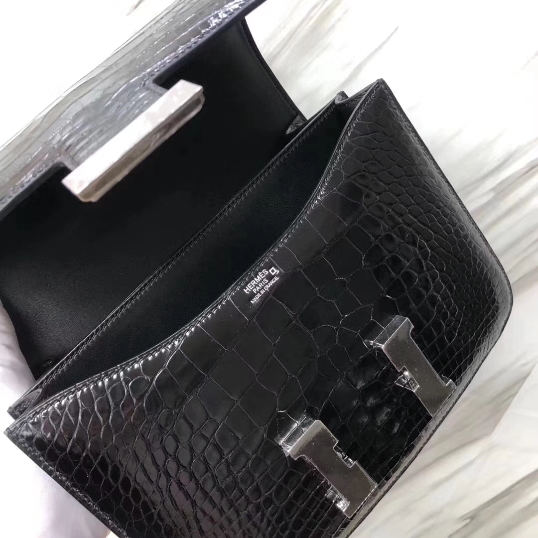 Hermès（爱马仕）Constance24cm Alligator shiny 亮面鳄鱼 ck89 黑色 noir 银扣 现货
