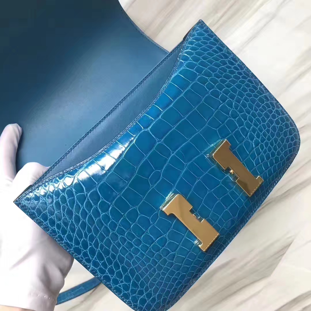 Hermès（爱马仕）Constance空姐包 亮面鳄鱼 7W 伊兹密尔蓝 Blue izmir 金扣 现货24cm