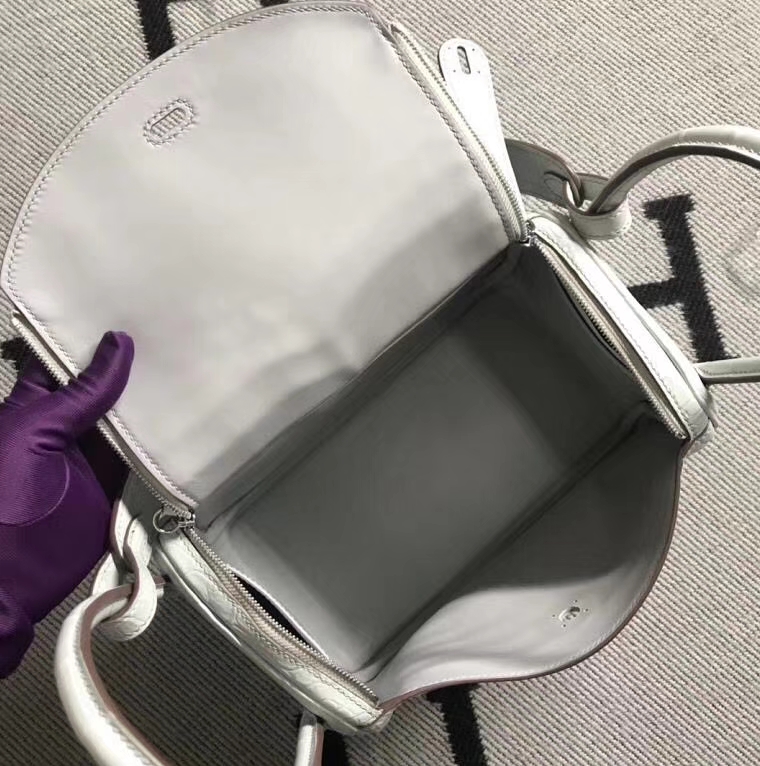 Hermès(爱马仕)Lindy琳迪包 雾面鳄鱼皮珍珠灰 银扣 26cm-拉尔森鳄鱼皮具定制 - 爱马仕包包官网 Hermès(爱马仕)Lindy琳迪包 雾面鳄鱼皮珍珠灰 银扣 26cm