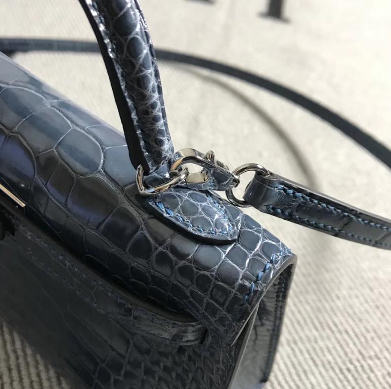 Hermès（爱马仕）mini 迷你凯莉 风暴蓝 美洲鳄鱼方块 银扣 2代