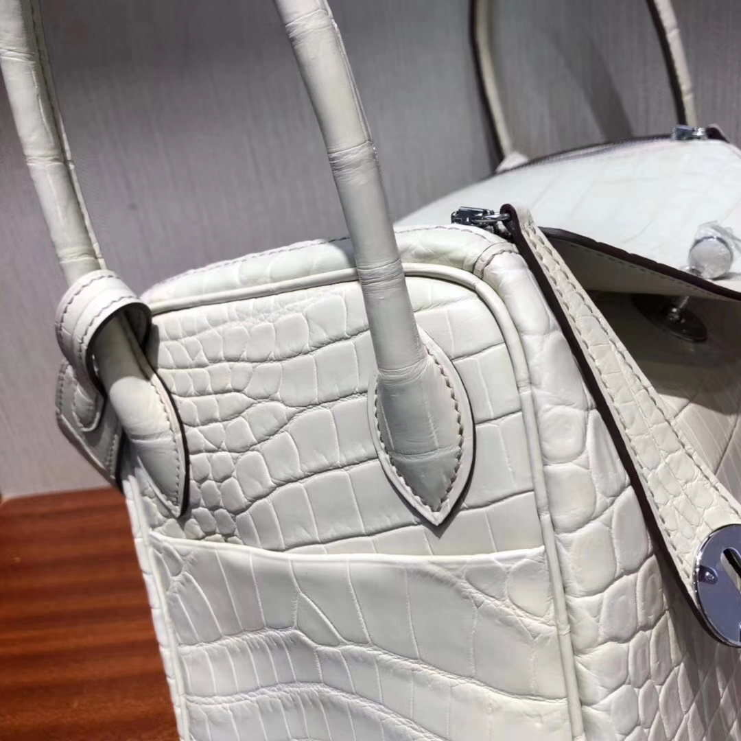 Hermès（爱马仕）Lindy 雾面两点尼罗鳄 8L奶油白 顶级工艺 蜡线全手工 银扣 26cm