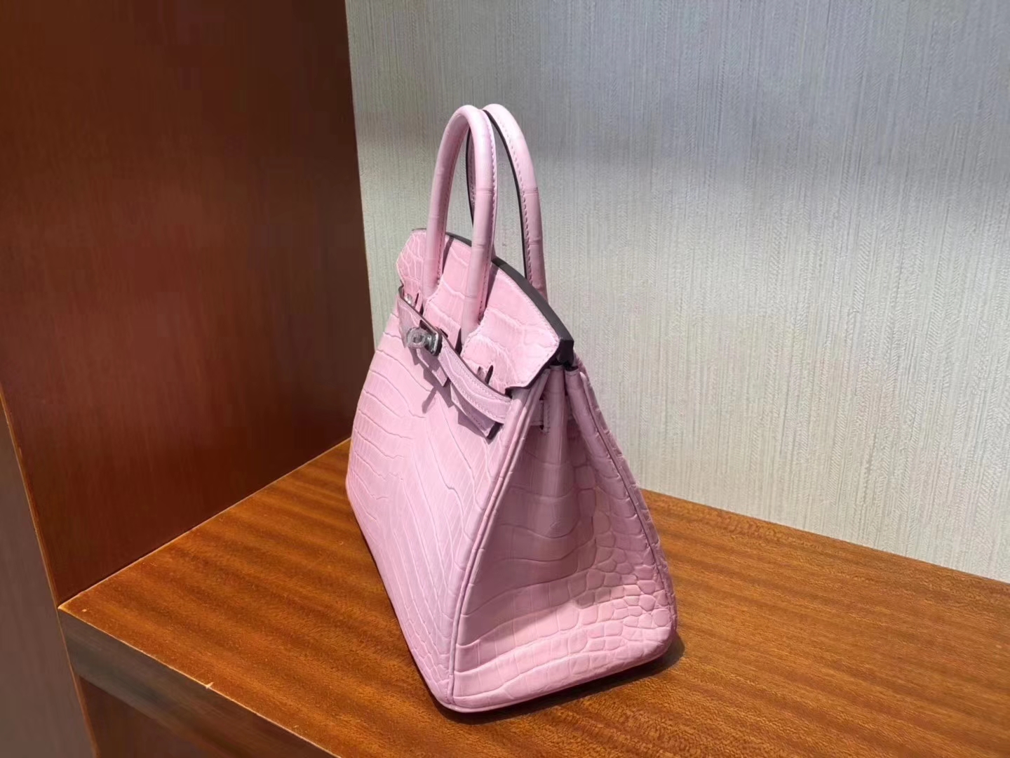 Hermès（爱马仕）Birkin铂金包 Crocodile matt 雾面鳄鱼 芭比粉  银扣  顶级手缝 超粉嫩 25cm