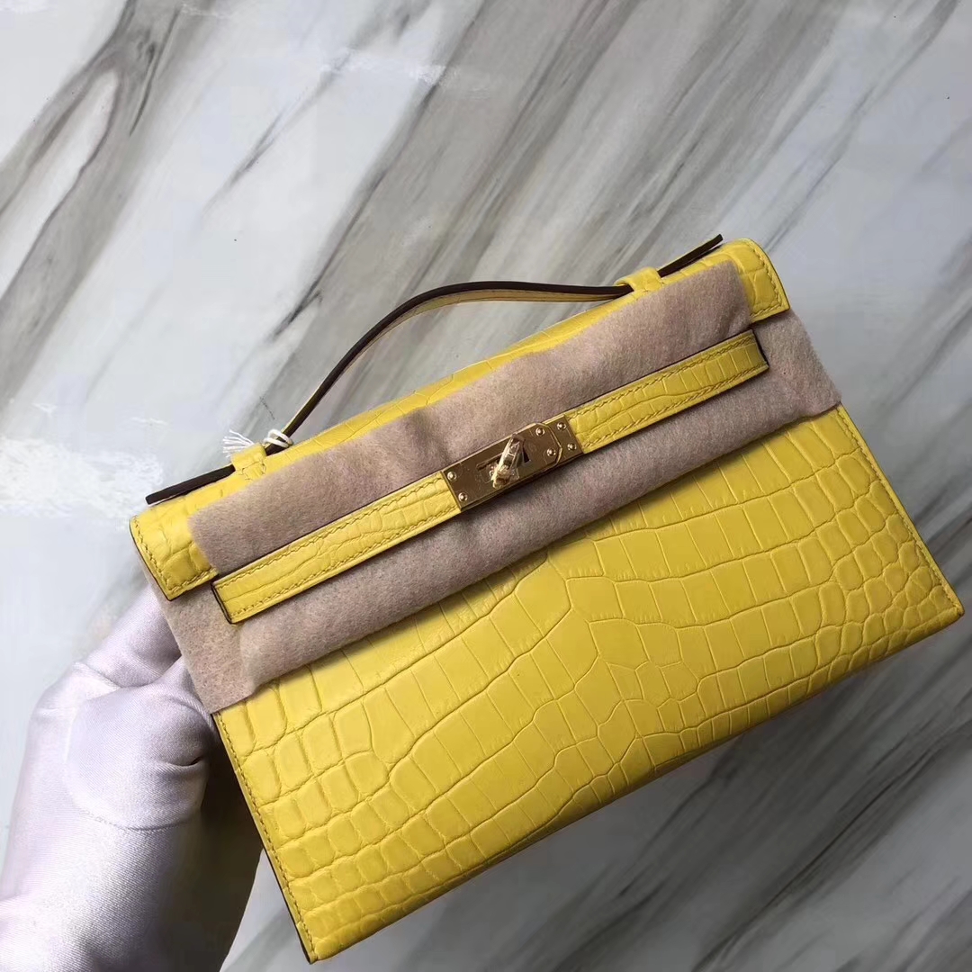 Hermès（爱马仕）Mini Kelly Crocodile matt 雾面鳄鱼 9R柠檬黄 金扣 手拿包 晚宴包 22cm