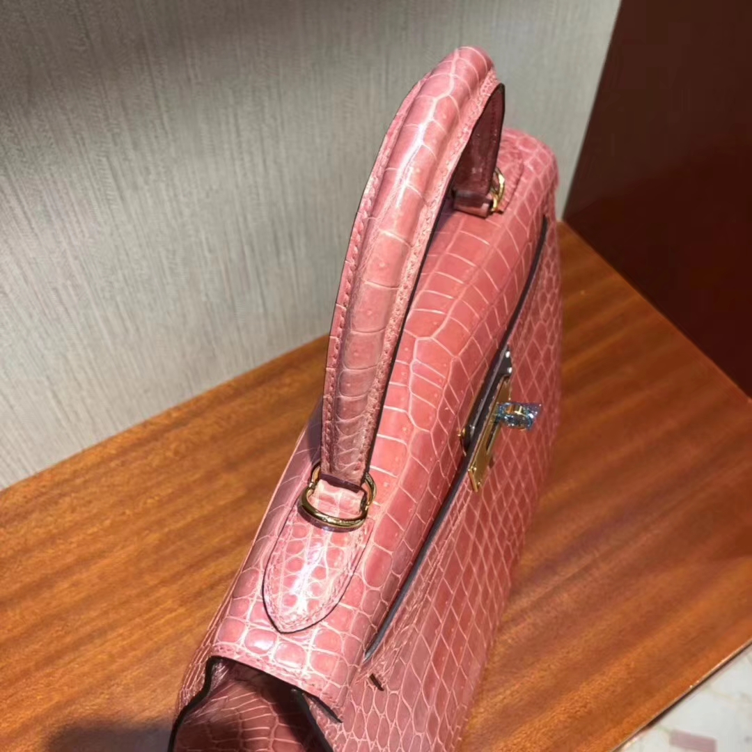 Hermès（爱马仕）Kelly凯莉包 龙虾粉 亮面框框美洲鳄 顶级工艺 蜡线全手工 金扣 28cm