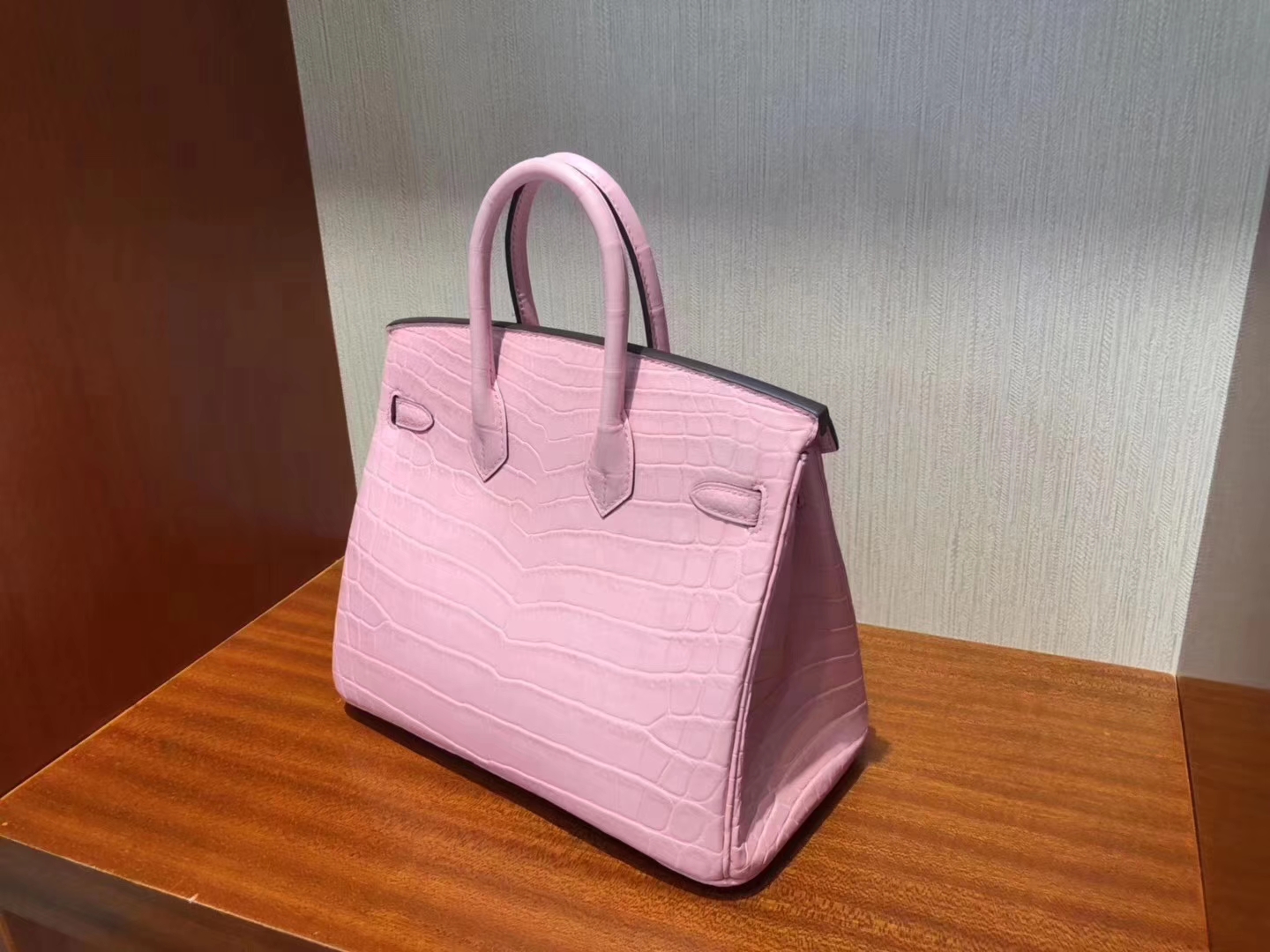 Hermès（爱马仕）Birkin铂金包 Crocodile matt 雾面鳄鱼 芭比粉  银扣  顶级手缝 超粉嫩 25cm