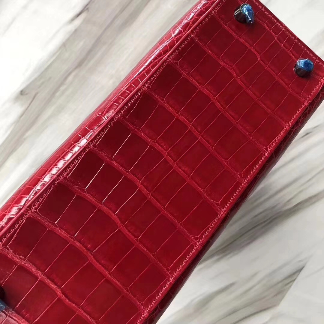 Hermès（爱马仕）Kelly凯莉包 亮面框框美洲鳄 Q5国旗红 顶级工艺 蜡线全手工 金扣 25cm