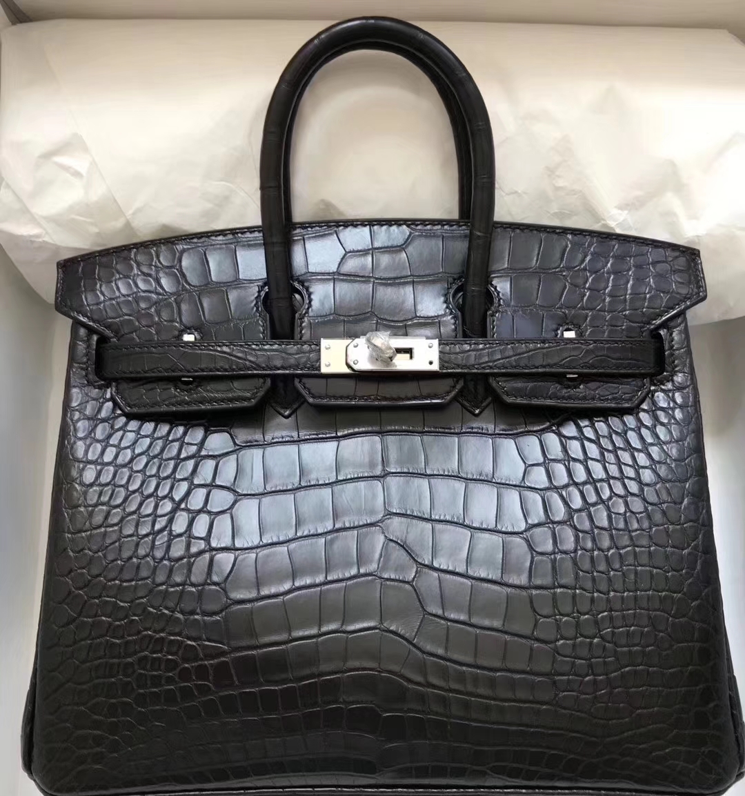 Hermès（爱马仕）Birkin铂金包 Alligator matt 雾面鳄鱼 ck89 黑色 noir 银扣 25cm