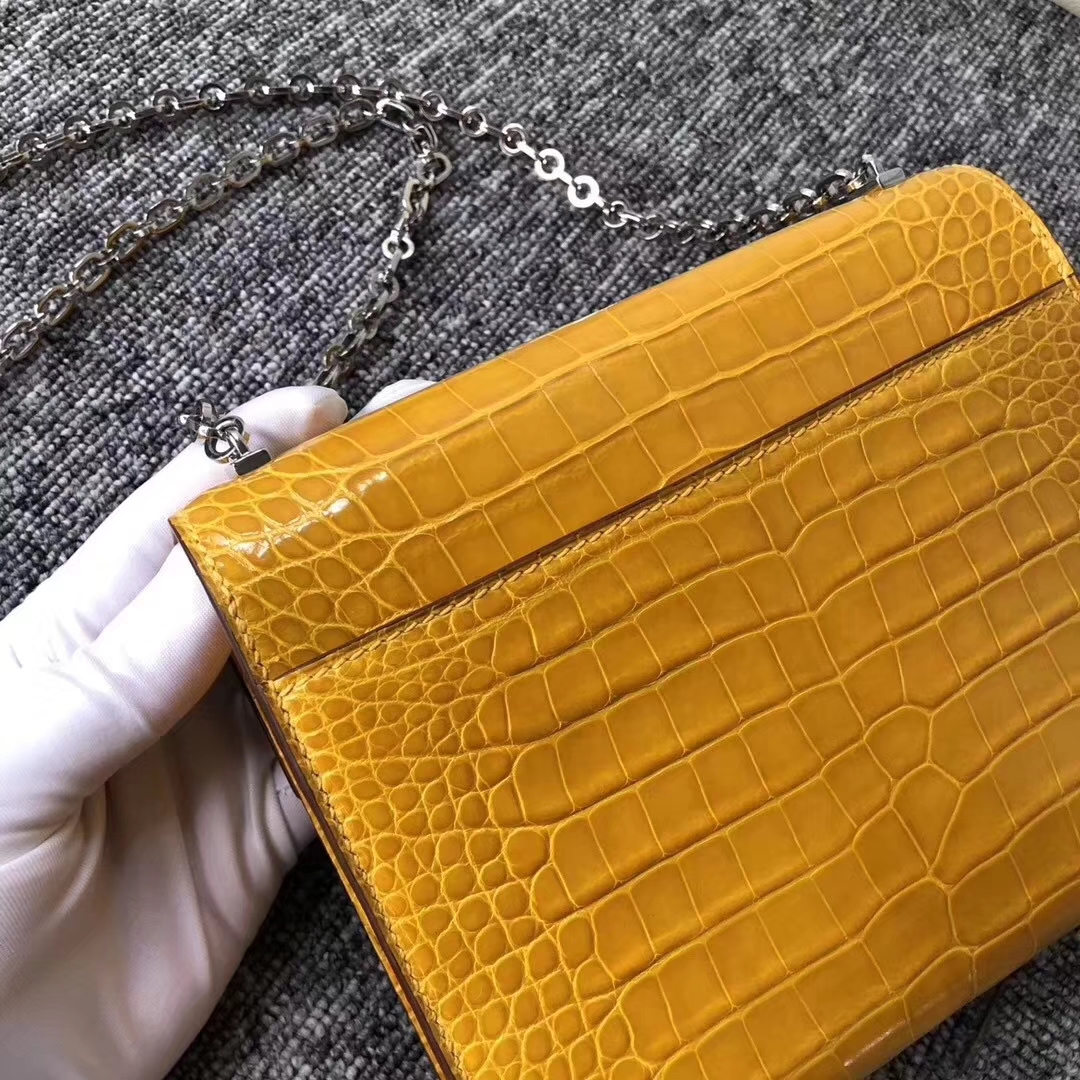 Hermès（爱马仕）Verrou插销包 Alligator shiny 亮面鳄鱼9D 琥珀黄 Ambre 17cm