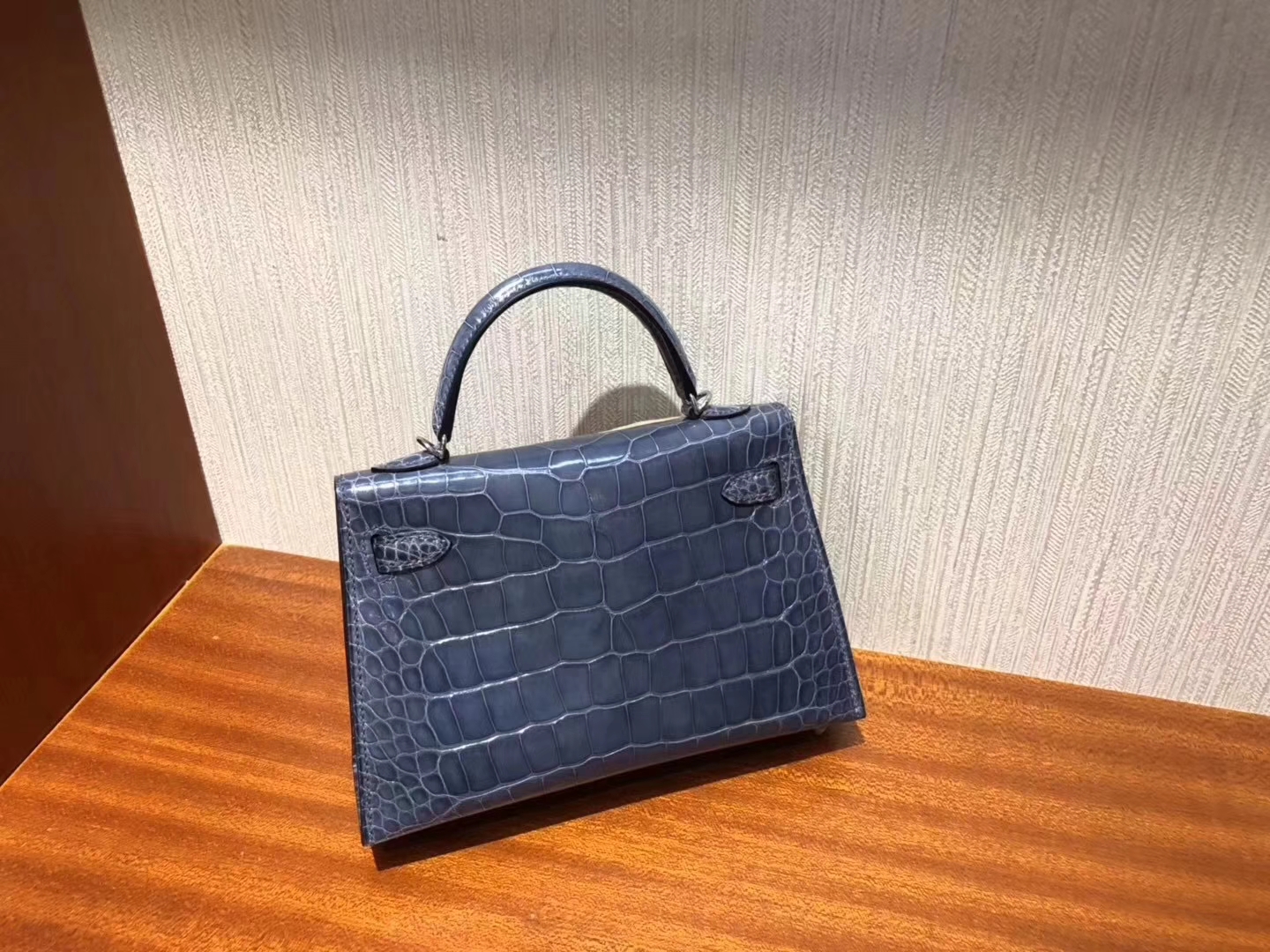 Hermès（爱马仕）Minikelly ll Alligator shiny 亮面鳄鱼 N7 风暴蓝 银扣