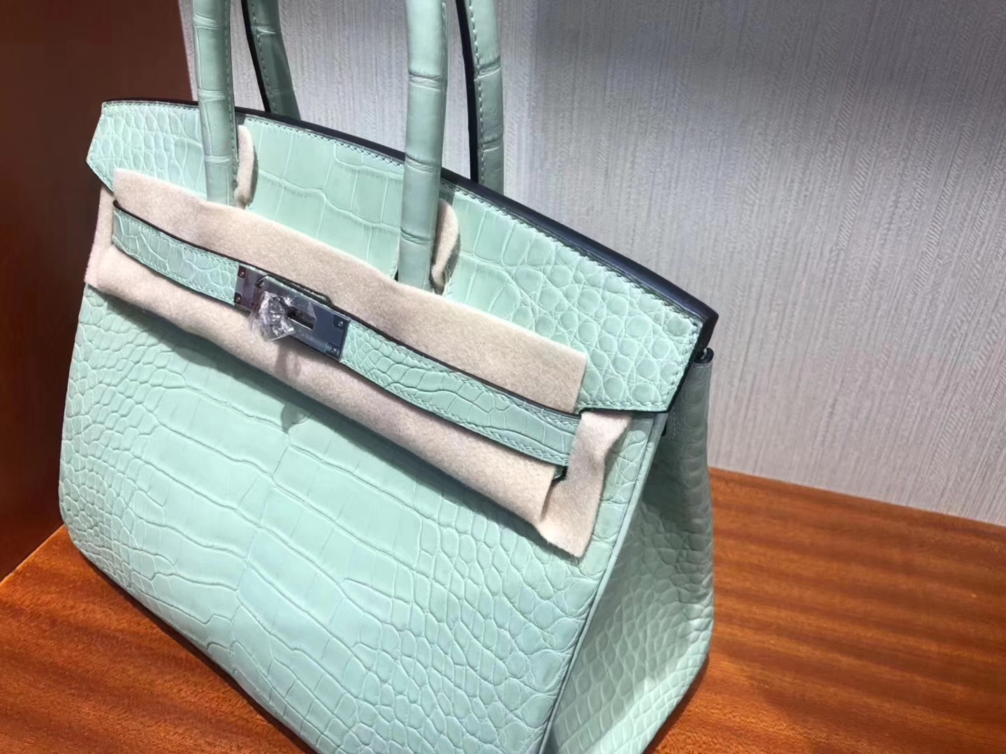 Hermès（爱马仕）Birkin铂金包 雾面鳄鱼 6U 薄荷绿 顶级手缝 小清新 银扣 30cm