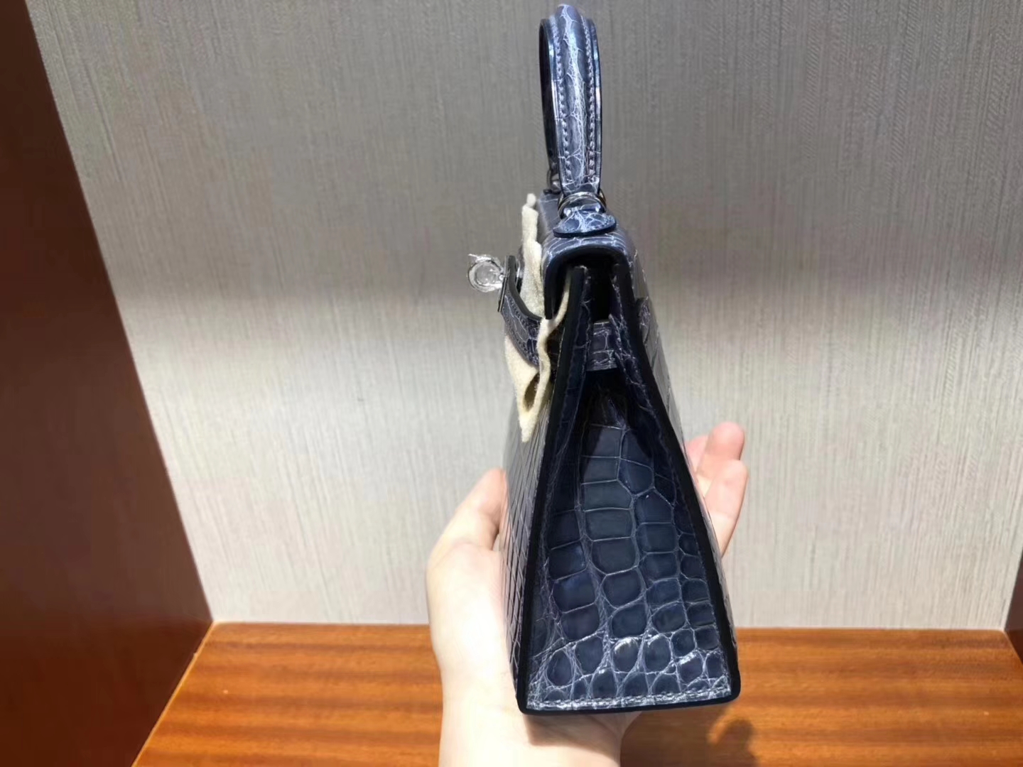 Hermès（爱马仕）Minikelly ll Alligator shiny 亮面鳄鱼 N7 风暴蓝 银扣