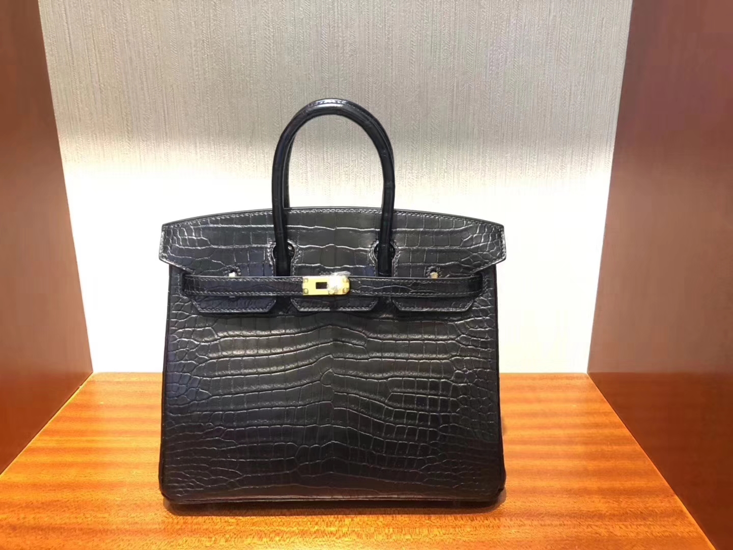 Hermès（爱马仕）Birkin铂金包 Porosus matt 雾面澳洲湾鳄 ck89 黑色 银扣 30cm