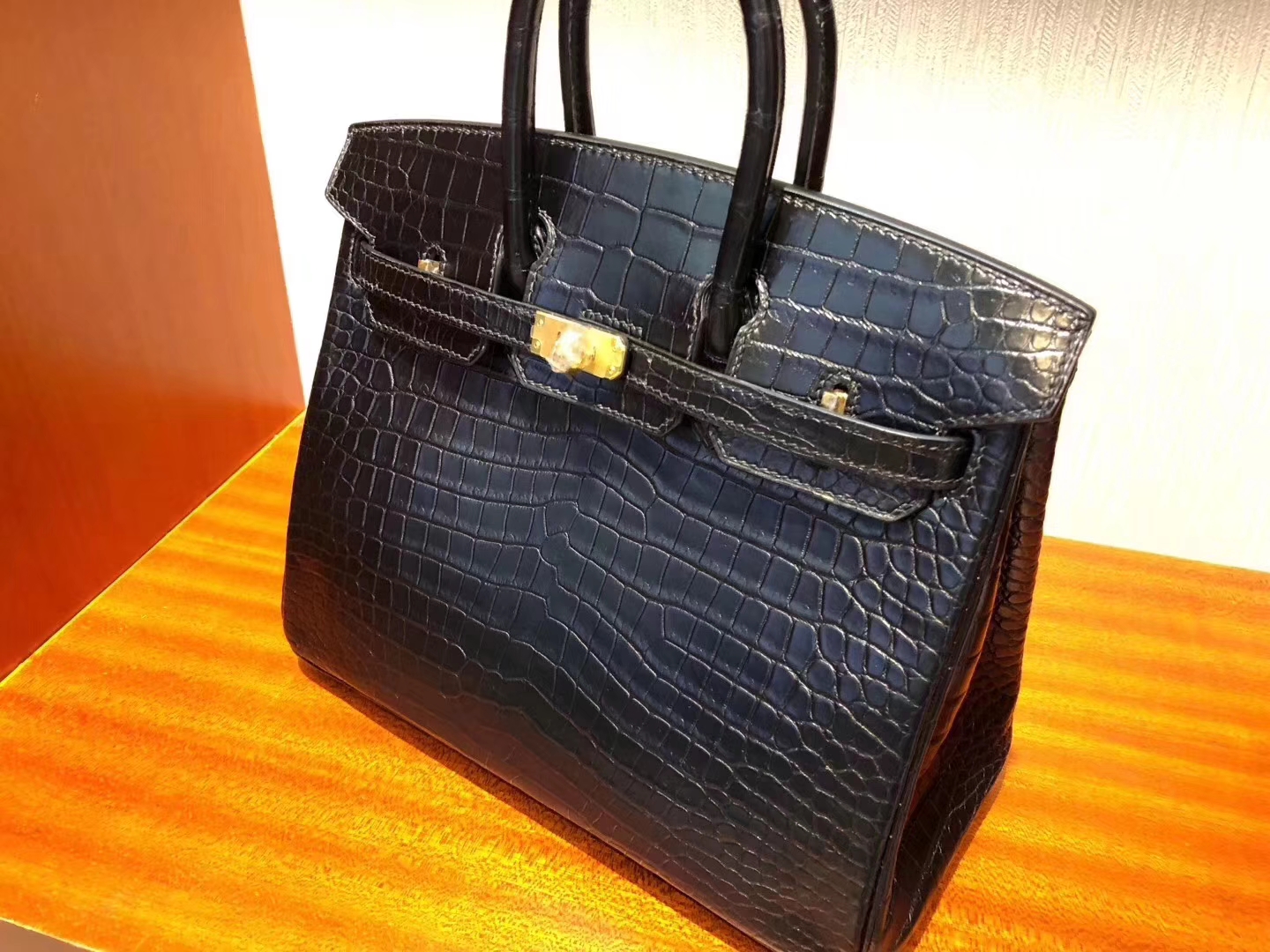 Hermès（爱马仕）Birkin铂金包 Porosus matt 雾面澳洲湾鳄 ck89 黑色 银扣 30cm