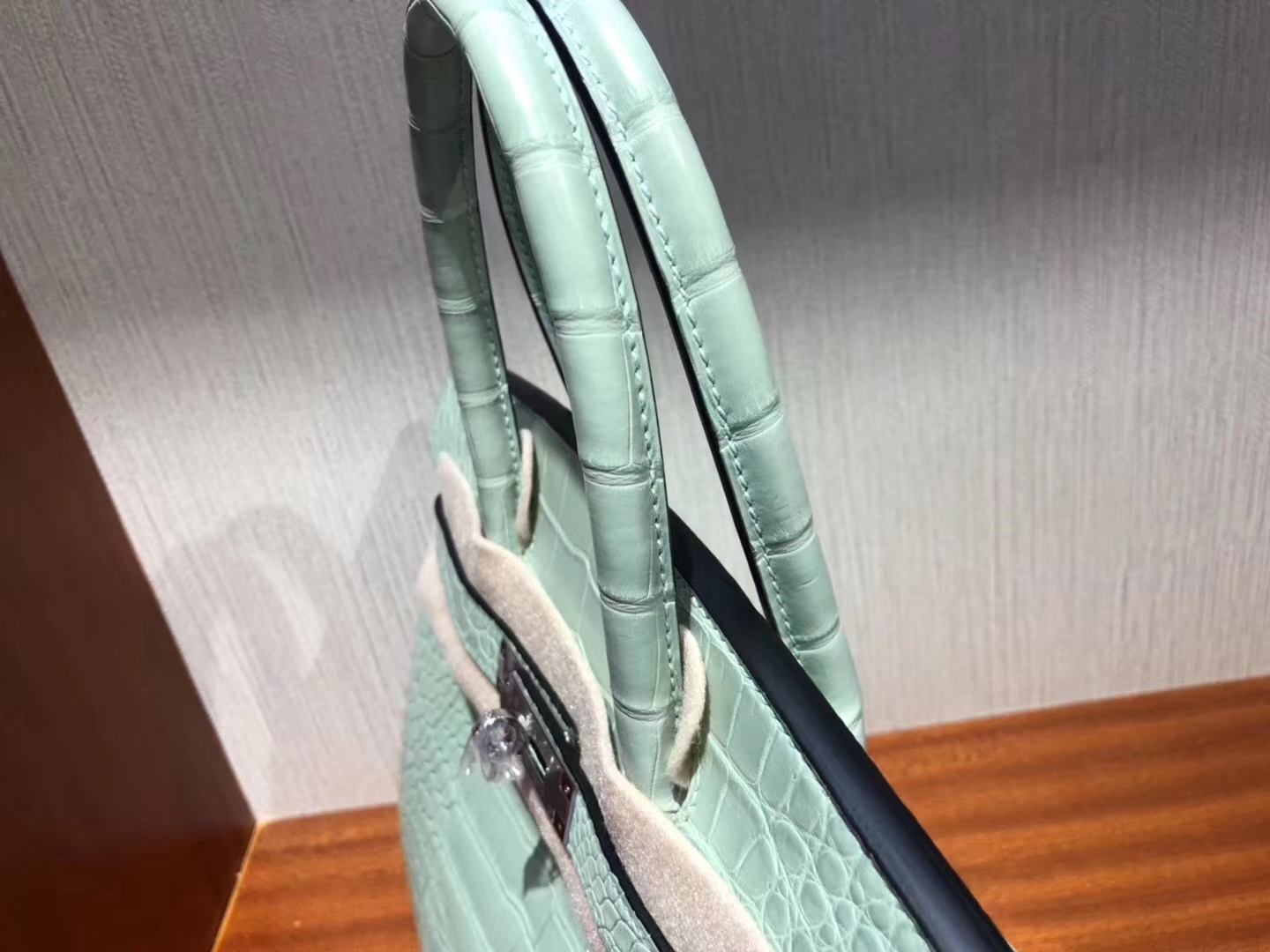 Hermès（爱马仕）Birkin铂金包 雾面鳄鱼 6U 薄荷绿 顶级手缝 小清新 银扣 30cm