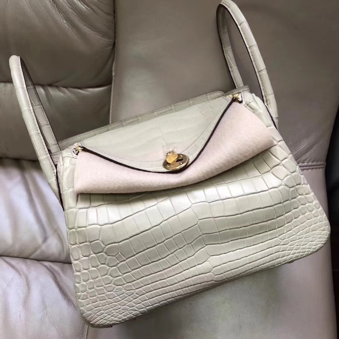 Hermès（爱马仕）Lindy琳迪包 8L 奶油白 雾面鳄鱼 Boton 金扣26cm