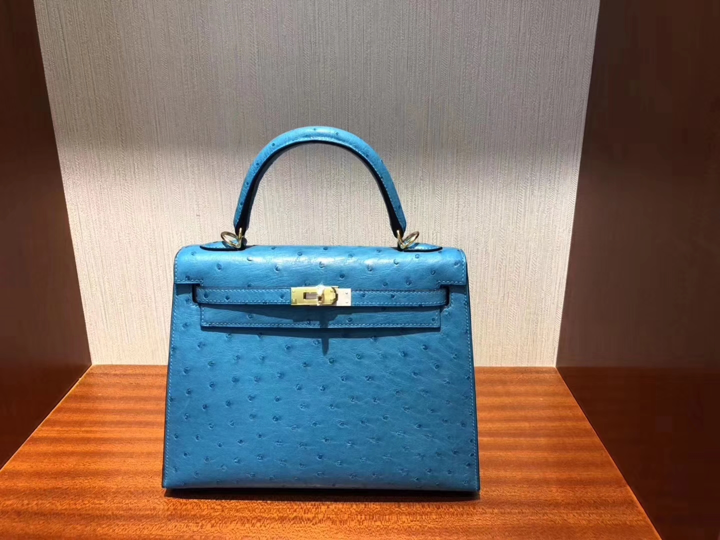 Hermès（爱马仕）Kelly凯莉包 Ostrich kk鸵鸟 7w 伊兹密尔蓝 金扣 小可爱 25cm 现货