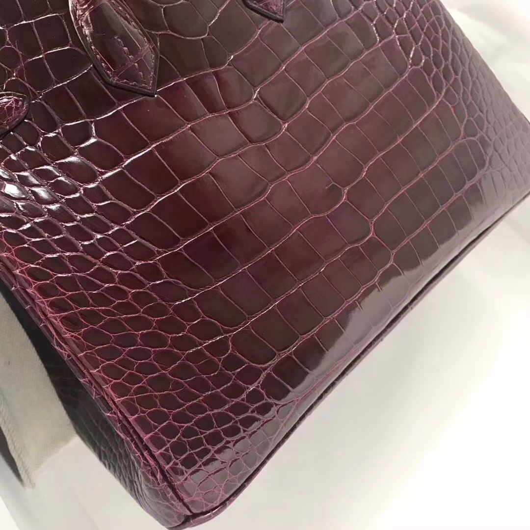 Hermès（爱马仕）Birkin铂金包 Alligator shiny 亮面鳄鱼 ck57 波尔多酒红 金扣 顶级手缝 25cm 现货