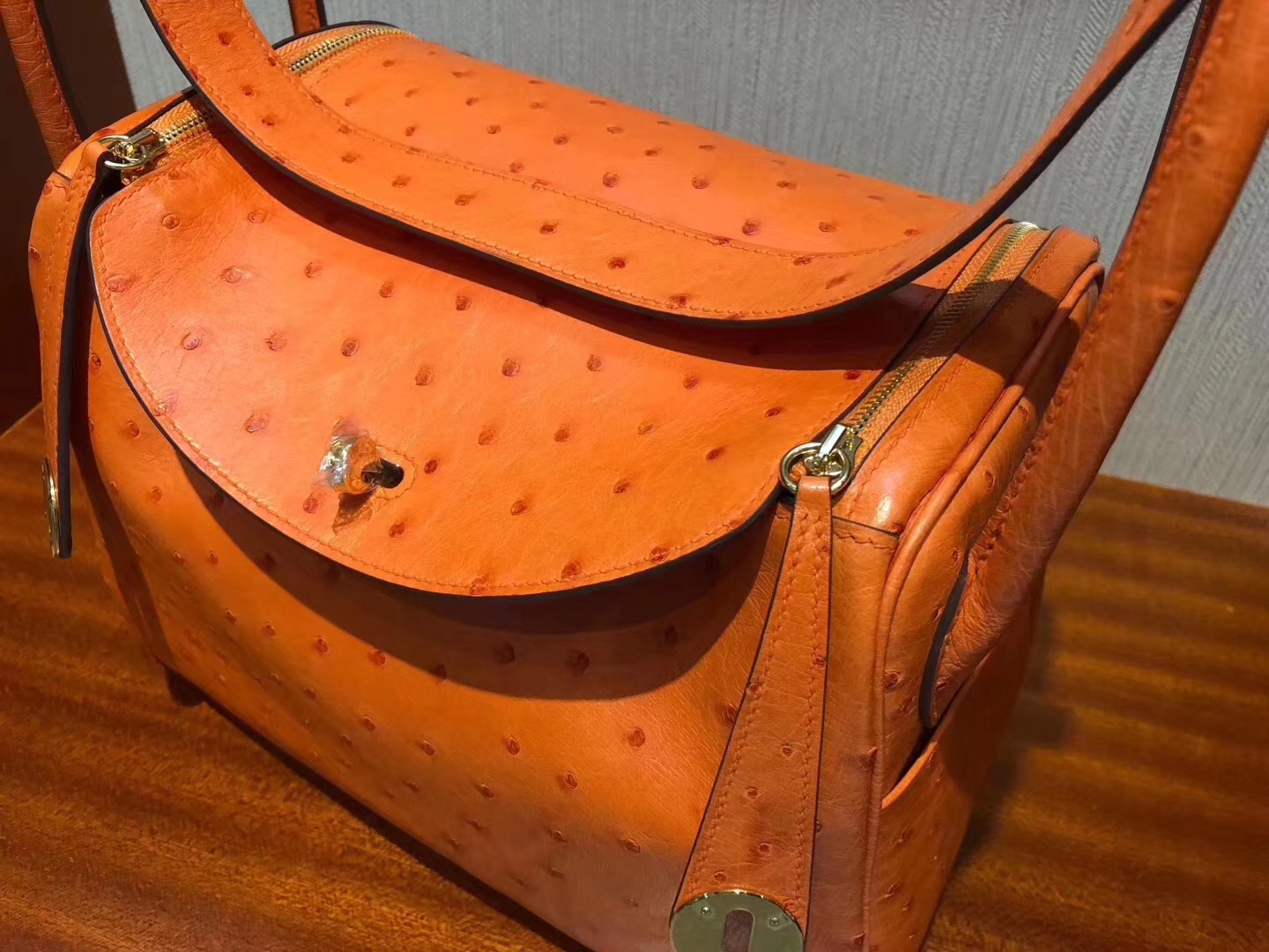 Hermès（爱马仕）Lindy琳迪包 Ostrich kk 鸵鸟 93橙色 orange 26cm