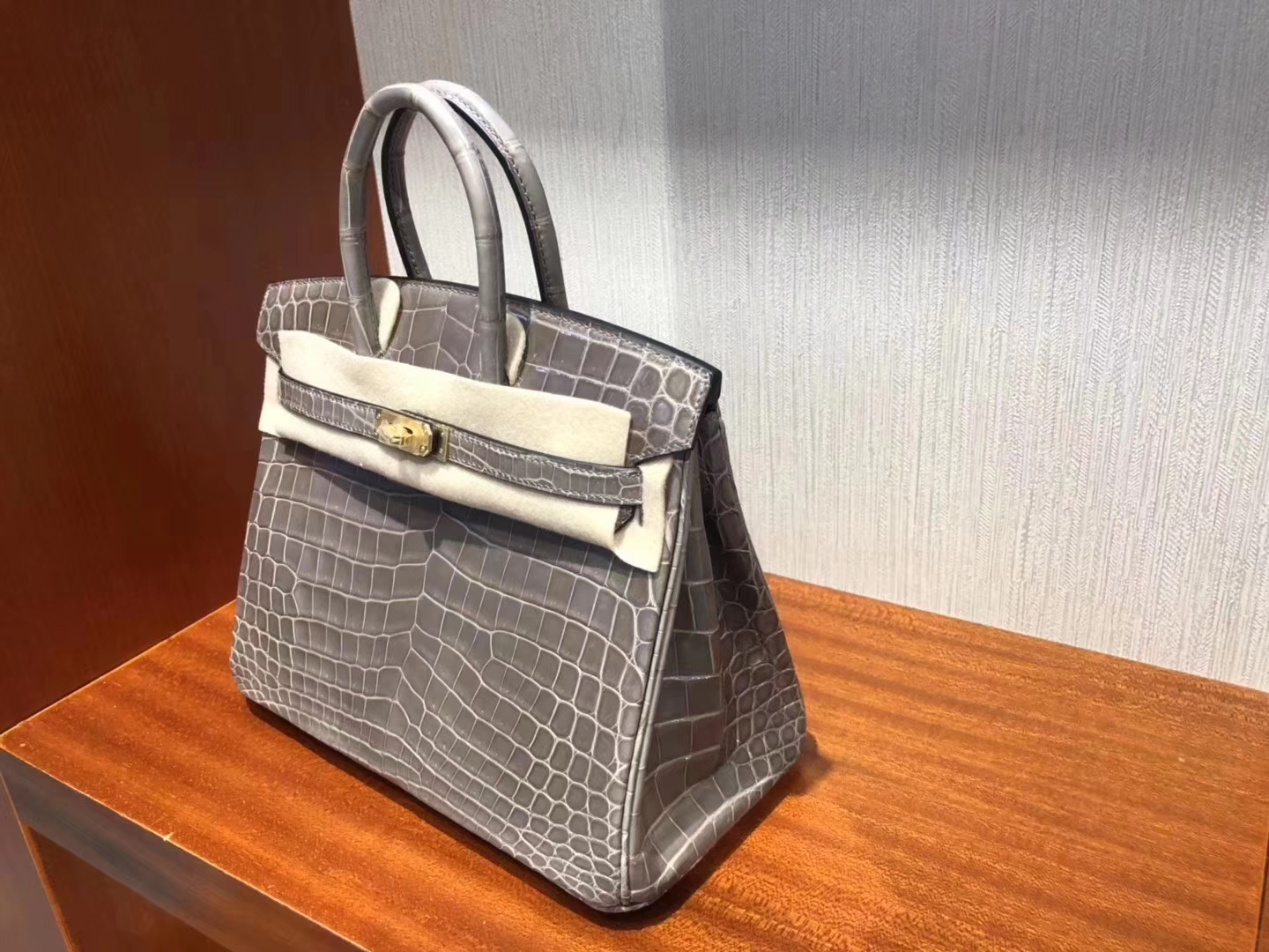 Hermès（爱马仕）Birkin铂金包 ck18大象灰 亮面鳄鱼 顶级手缝 25cm 金扣 现货