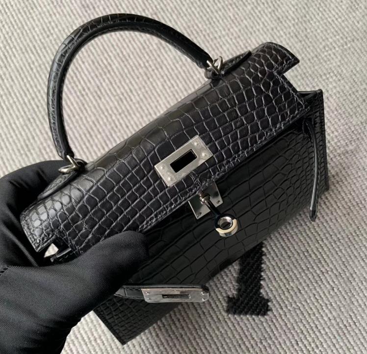 Hermès(爱马仕)minikelly迷你凯莉 黑色 美洲黑雾面 银扣 2代-拉尔森鳄鱼皮具定制 - 爱马仕包包官网 Hermès(爱马仕)minikelly迷你凯莉 黑色 美洲黑雾面 银扣 2代